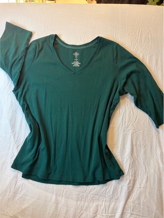 St. John's Bay Tops - St. John's Bay Women's Essential Tee 1X Green V-Neck Cotton Shirt